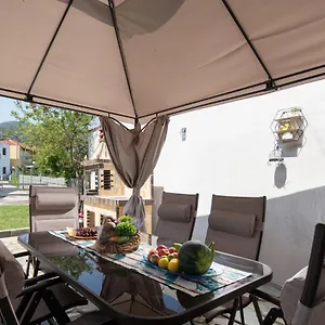 https://stavroulas-paradise-house.hotelschalkidiki.net